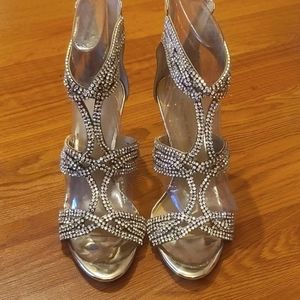 Antonio Melani Shoes sz 9